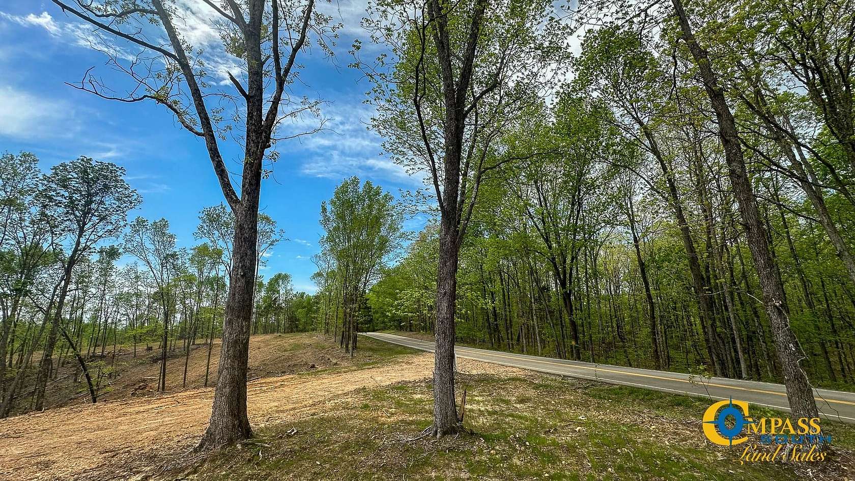 42 Acres of Recreational Land for Sale in Centerville, Tennessee