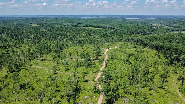 398 Acres of Recreational Land for Sale in Waverly, Tennessee