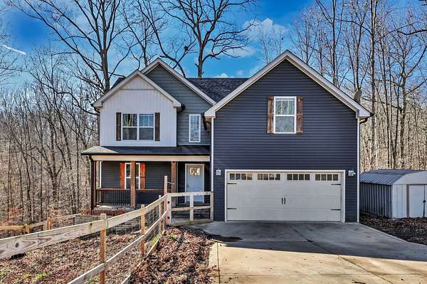 1.5 Acres of Residential Land with Home for Sale in Clarksville, Tennessee