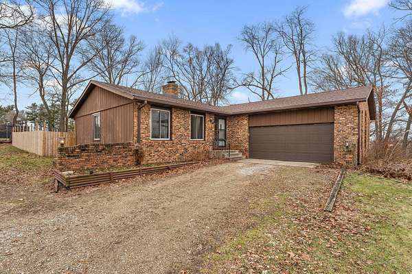 2.53 Acres of Residential Land with Home for Sale in Hanna, Indiana