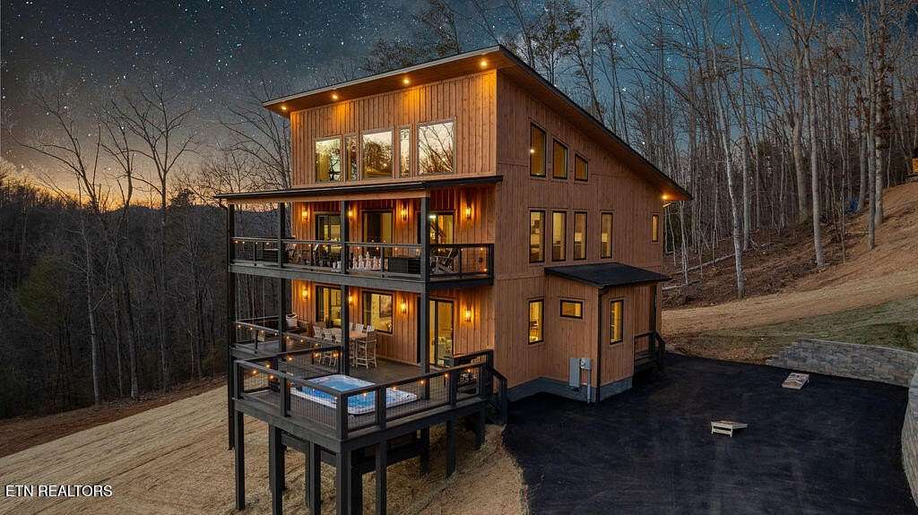 2 Acres of Residential Land with Home for Sale in Sevierville, Tennessee