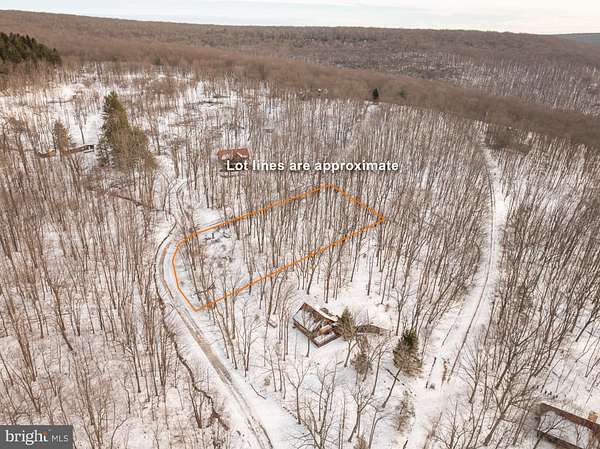 1 Acre of Residential Land for Sale in McHenry, Maryland