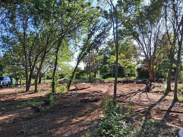 2.36 Acres of Mixed-Use Land for Sale in Boyd, Texas