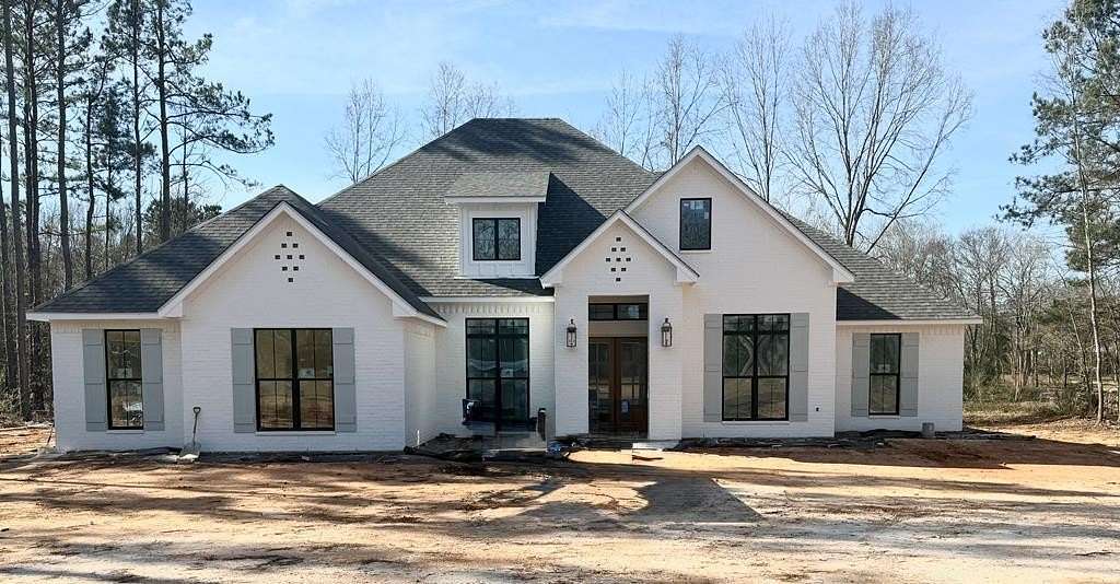 1.8 Acres of Residential Land with Home for Sale in Nacogdoches, Texas