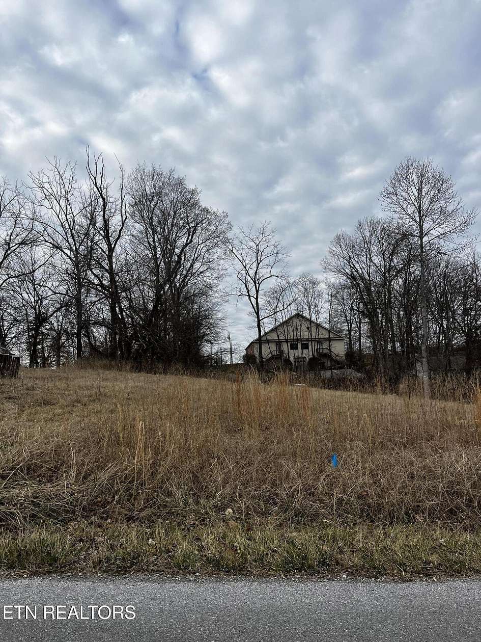 0.28 Acres of Commercial Land for Sale in Crossville, Tennessee