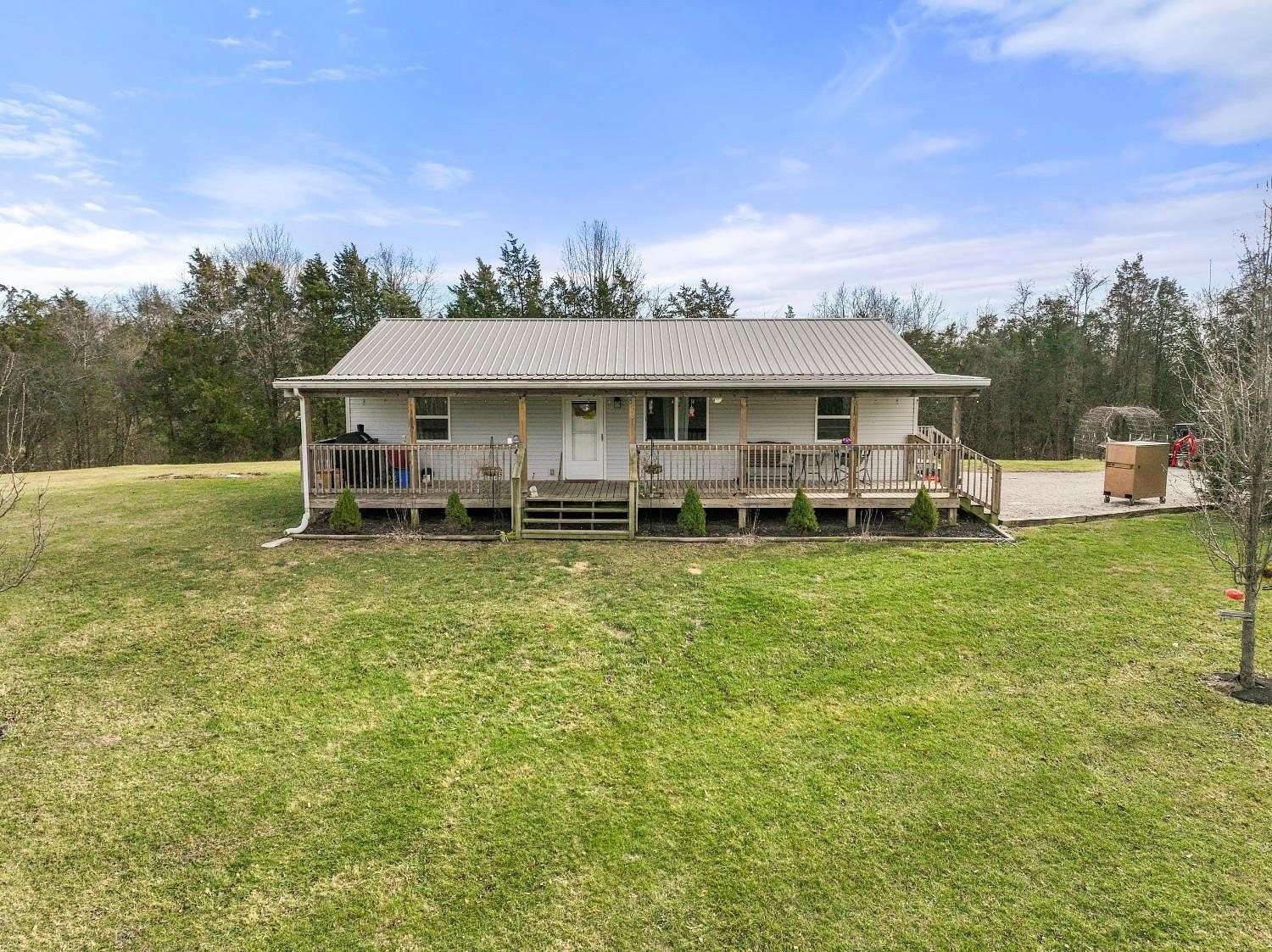 10 Acres of Residential Land with Home for Sale in Rising Sun, Indiana