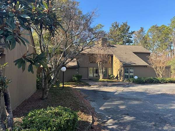 2.43 Acres of Residential Land with Home for Sale in Vidalia, Georgia