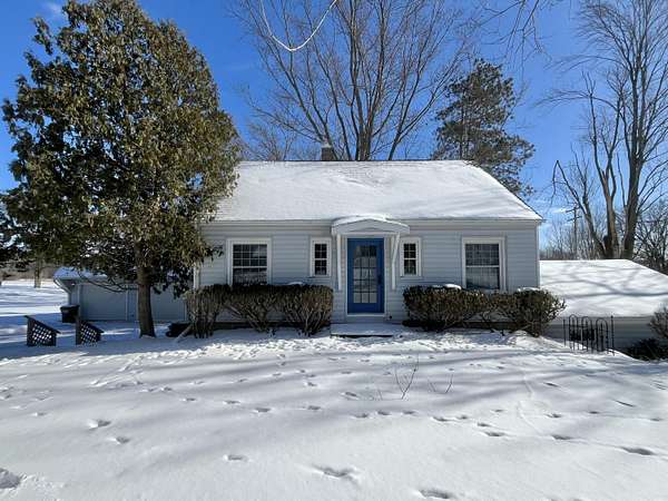 2.45 Acres of Residential Land with Home for Sale in Jackson, Michigan