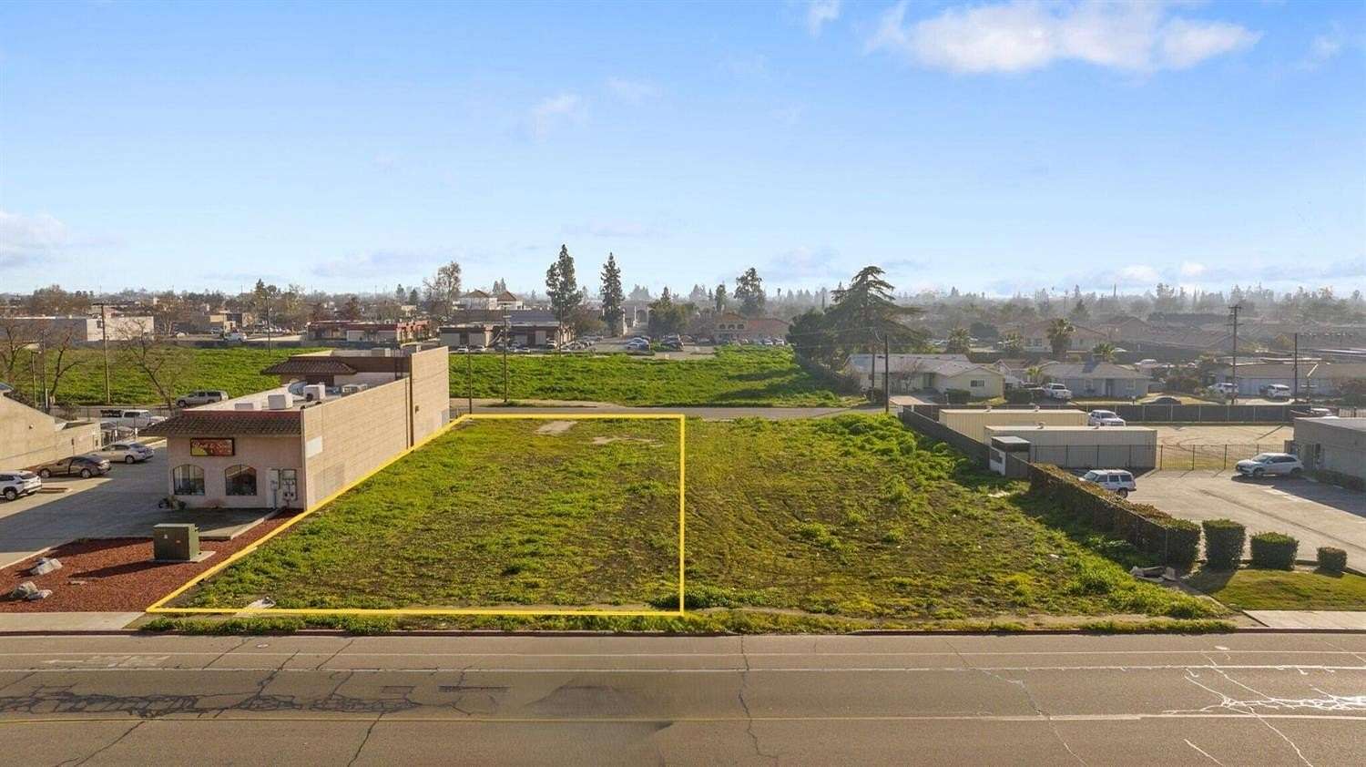 0.32 Acres of Commercial Land for Sale in Visalia, California