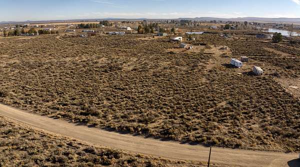 0.35 Acres of Residential Land for Sale in Christmas Valley, Oregon