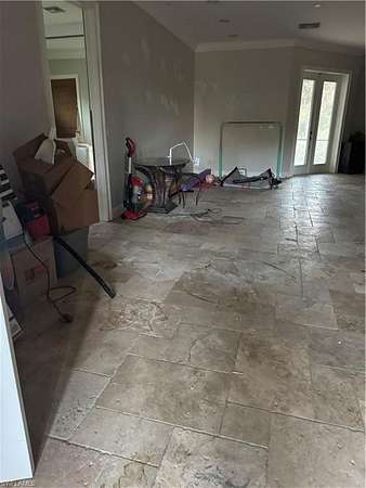 2.5 Acres of Residential Land with Home for Sale in Naples, Florida