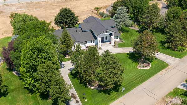 1.54 Acres of Residential Land with Home for Sale in Meridian, Idaho