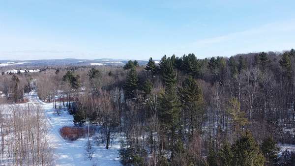 10.1 Acres of Recreational Land for Sale in Derby Town, Vermont