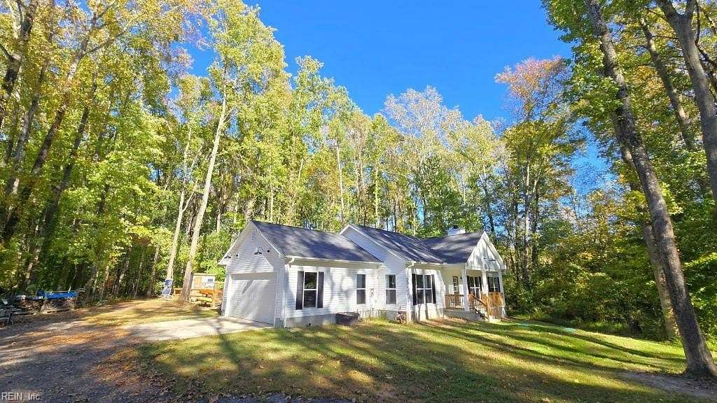 10 Acres of Residential Land with Home for Sale in Suffolk, Virginia