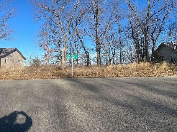 0.48 Acres of Residential Land for Sale in Holiday Island, Arkansas