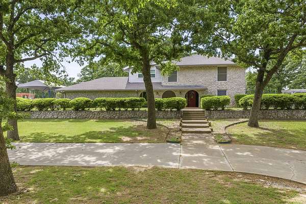 13 Acres of Land with Home for Sale in Ardmore, Oklahoma