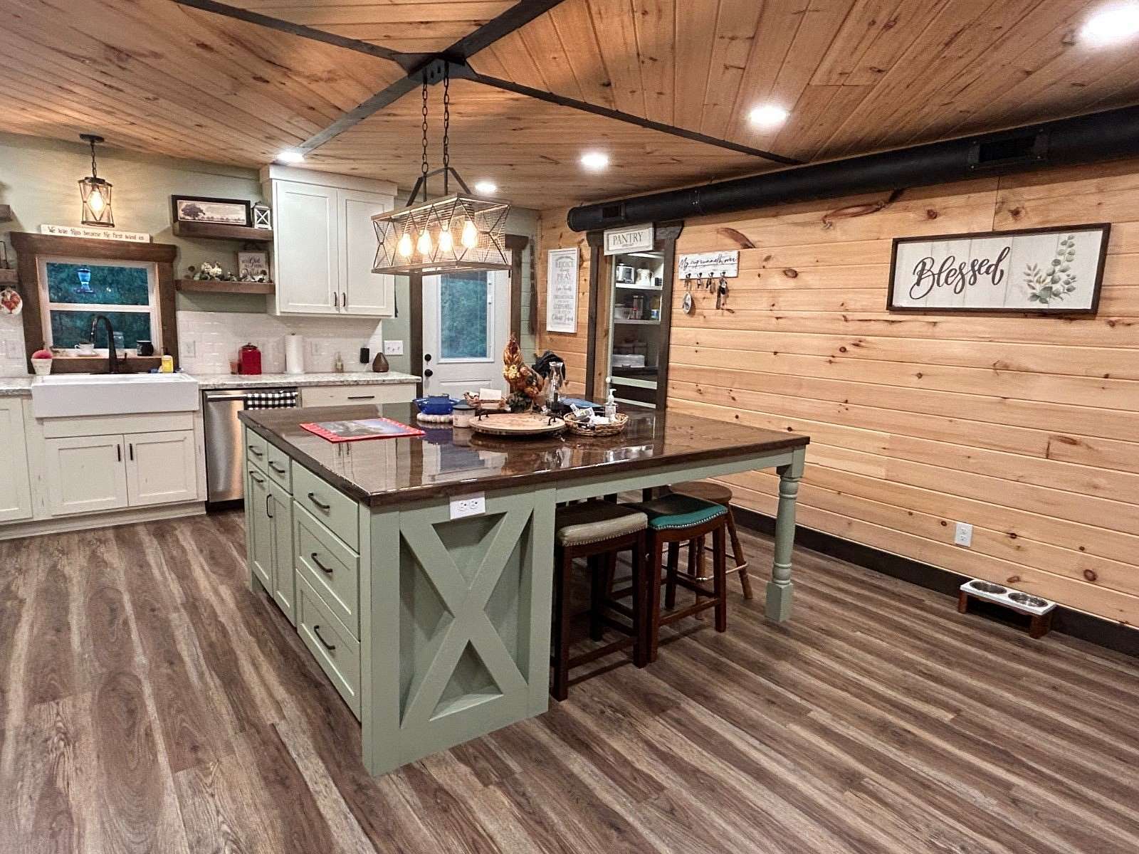 5 Acres of Residential Land with Home for Sale in Campbellsville, Kentucky