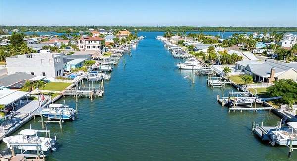 0.1 Acres of Land for Sale in Redington Shores, Florida