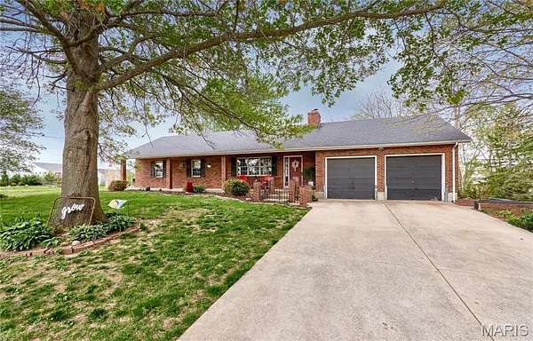 4 Acres of Land with Home for Sale in Lake St. Louis, Missouri