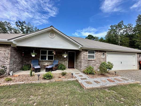 2.59 Acres of Residential Land with Home for Sale in London, Arkansas