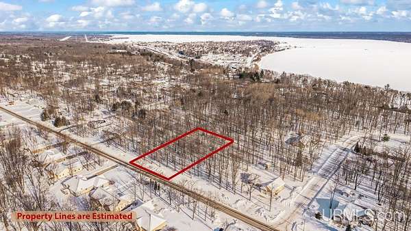 0.53 Acres of Residential Land for Sale in Gladstone, Michigan