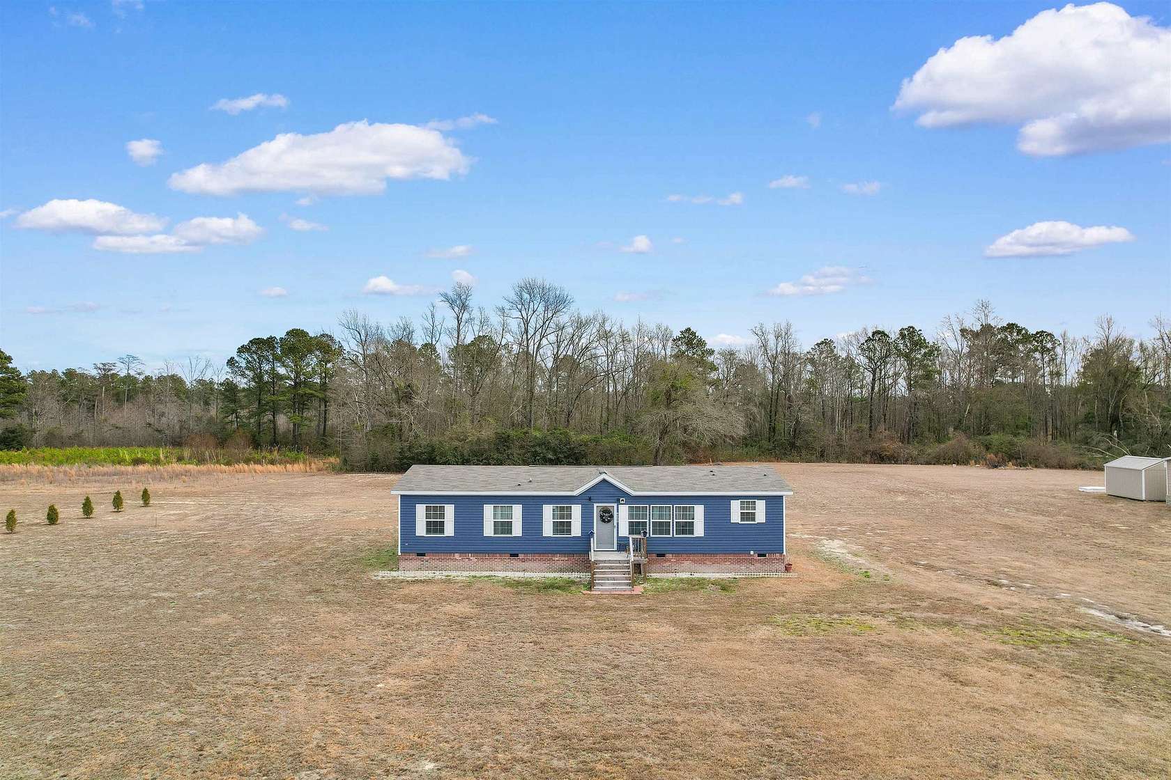 5 Acres of Residential Land with Home for Sale in Loris, South Carolina