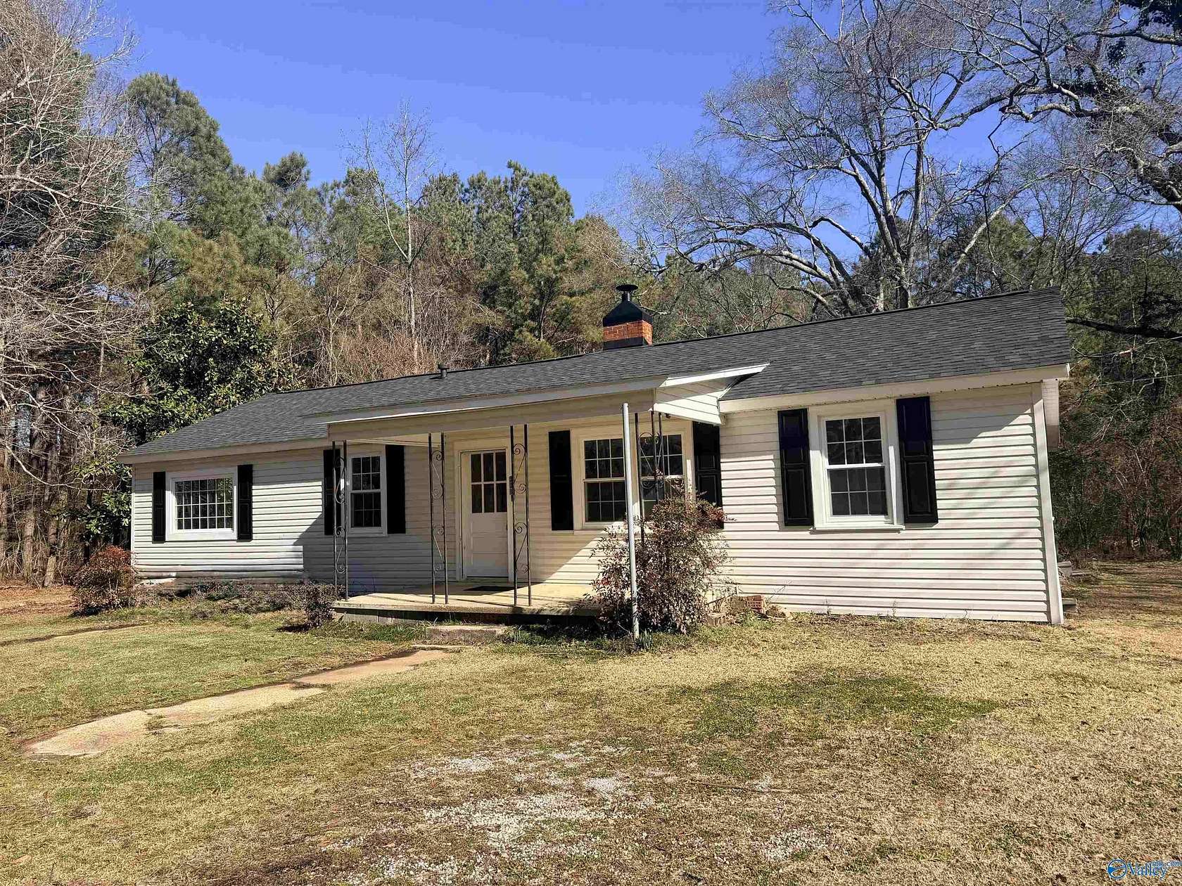 2.53 Acres of Residential Land with Home for Sale in Hokes Bluff, Alabama