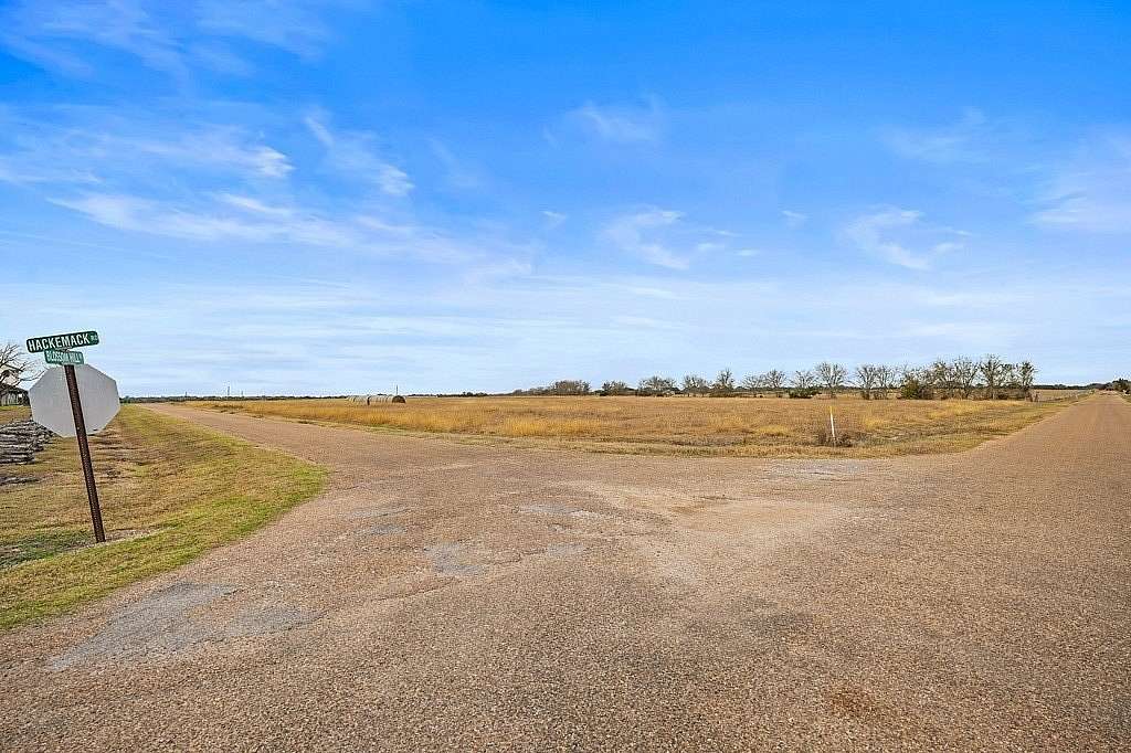 11 Acres of Land for Sale in Round Top, Texas