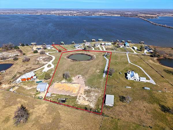 6.5 Acres of Residential Land for Sale in Groesbeck, Texas