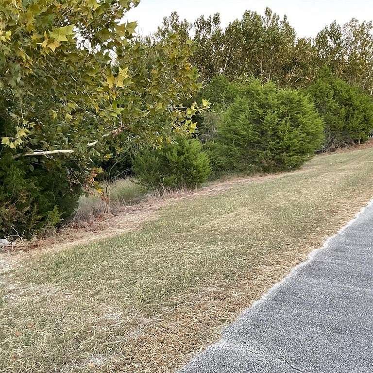 2 Acres of Land for Sale in Kempner, Texas