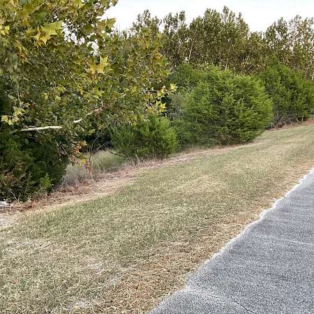 2 Acres of Residential Land for Sale in Kempner, Texas