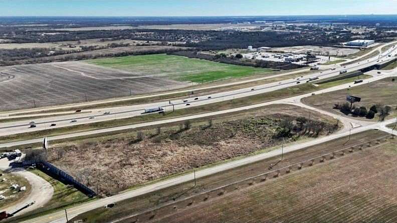 4.87 Acres of Commercial Land for Sale in Lacy-Lakeview, Texas