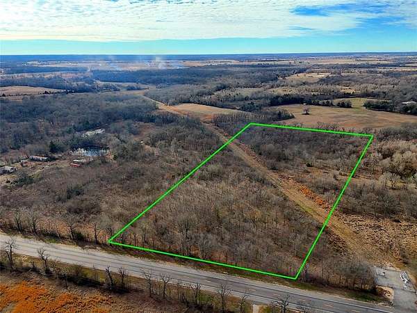 10.5 Acres of Recreational Land for Sale in Talco, Texas