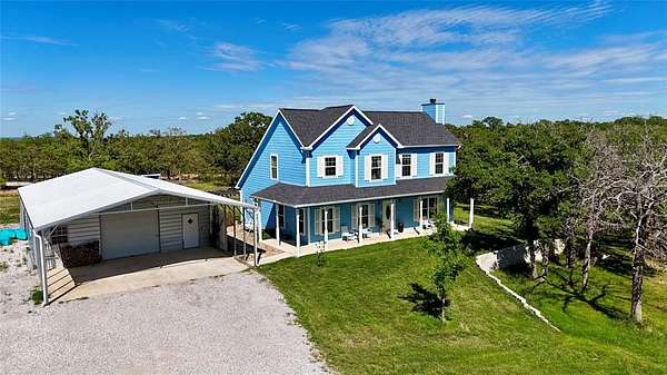 23 Acres of Recreational Land with Home for Sale in Paradise, Texas