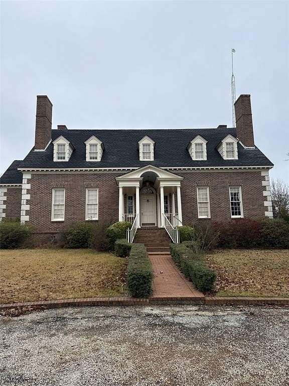 2 Acres of Residential Land with Home for Lease in Canton, Texas