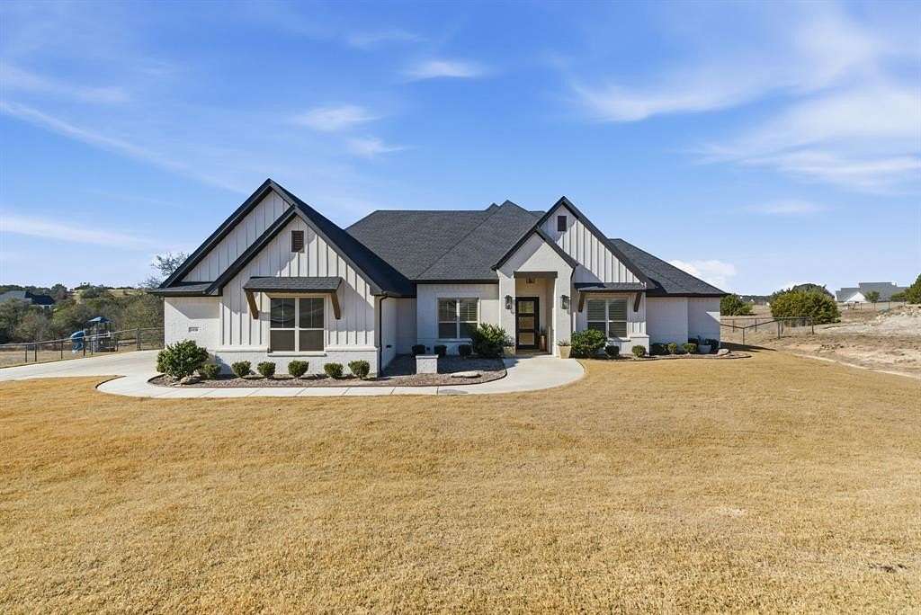 2 Acres of Residential Land with Home for Sale in Weatherford, Texas