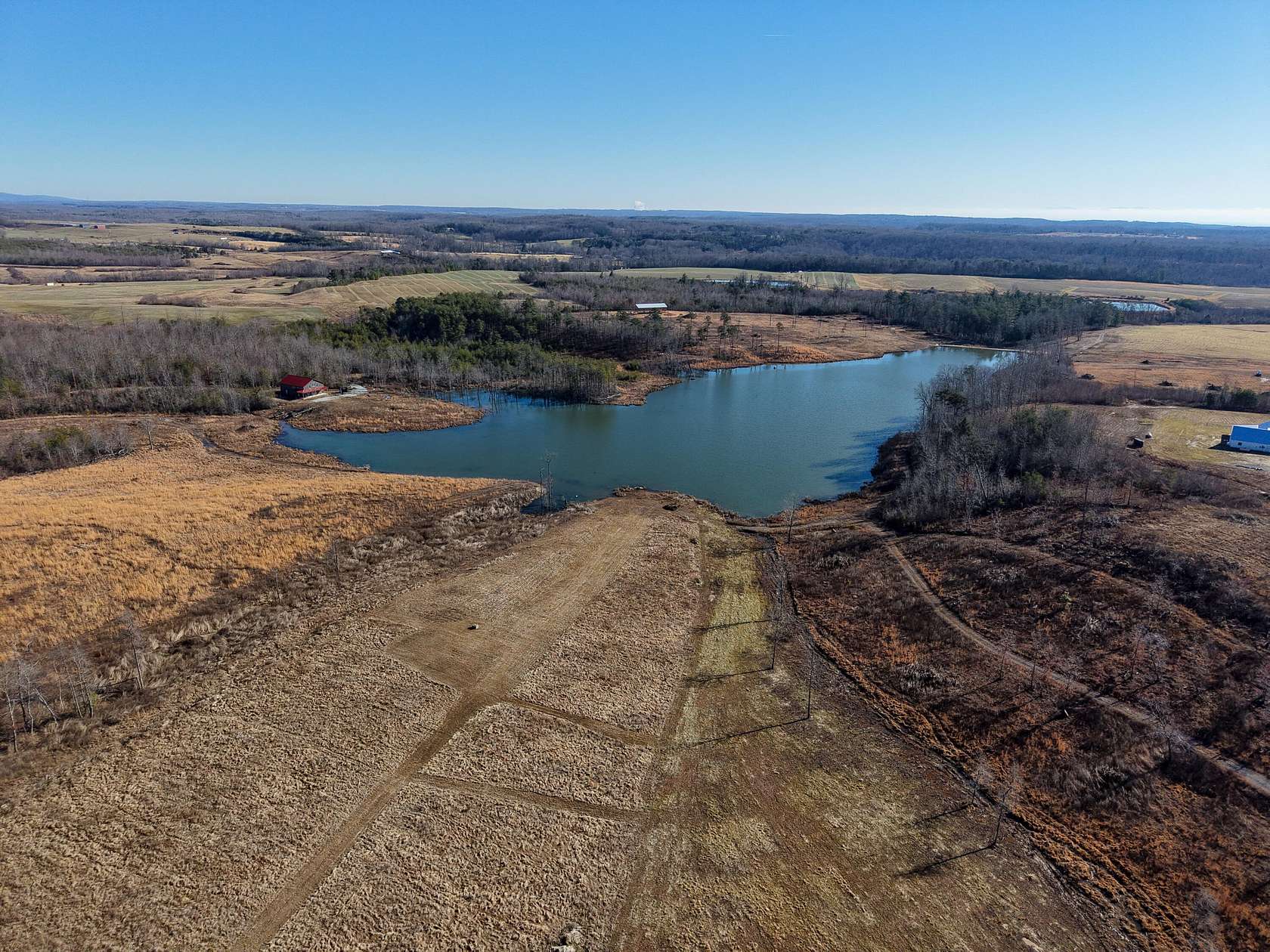 17 Acres of Recreational & Residential Land for Sale in Graysville, Tennessee