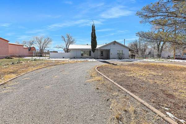 2 Acres of Residential Land with Home for Sale in Tularosa, New Mexico