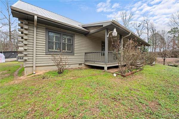 5.64 Acres of Residential Land with Home for Sale in Gordo, Alabama