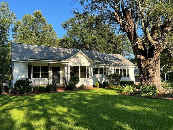 2 Acres of Residential Land with Home for Sale in Albany, Georgia