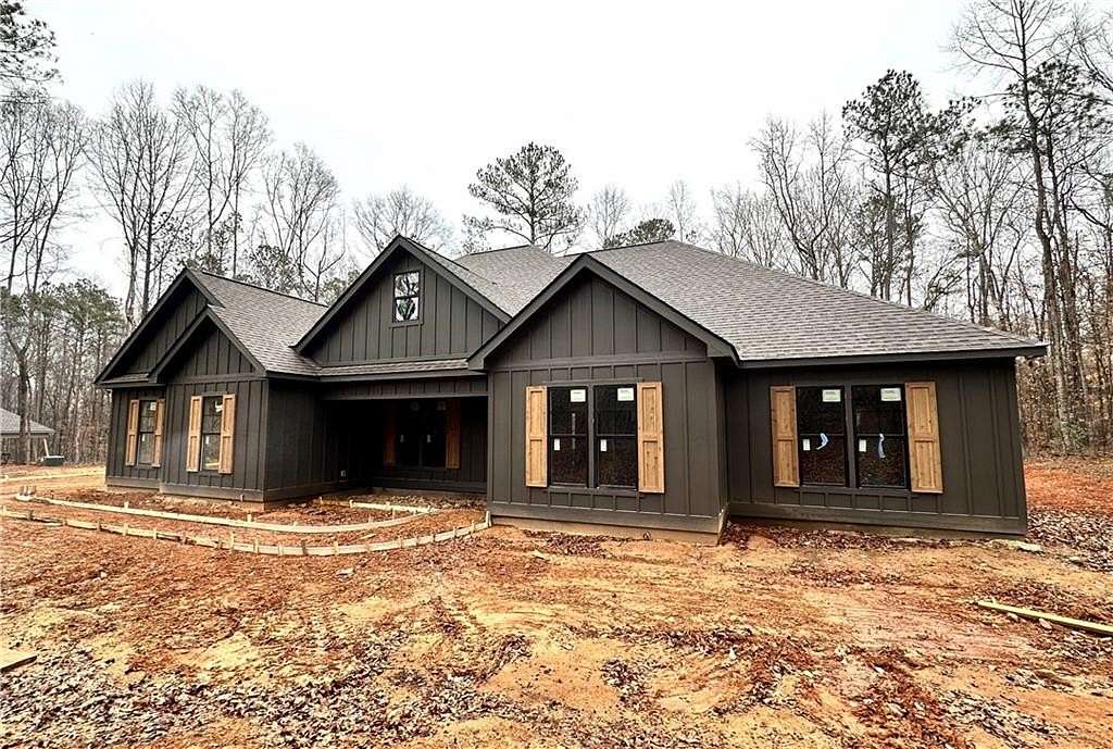 1.78 Acres of Residential Land with Home for Sale in Valley, Alabama