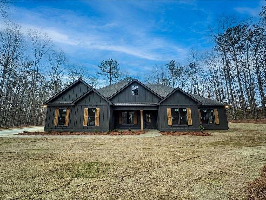 1.78 Acres of Land with Home for Sale in Valley, Alabama