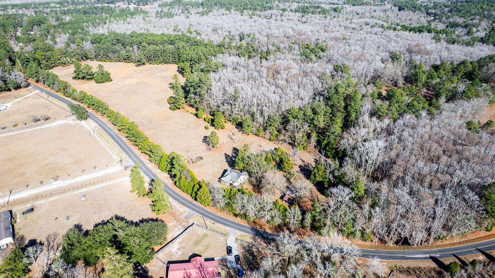 21.4 Acres of Land with Home for Sale in Cross, South Carolina