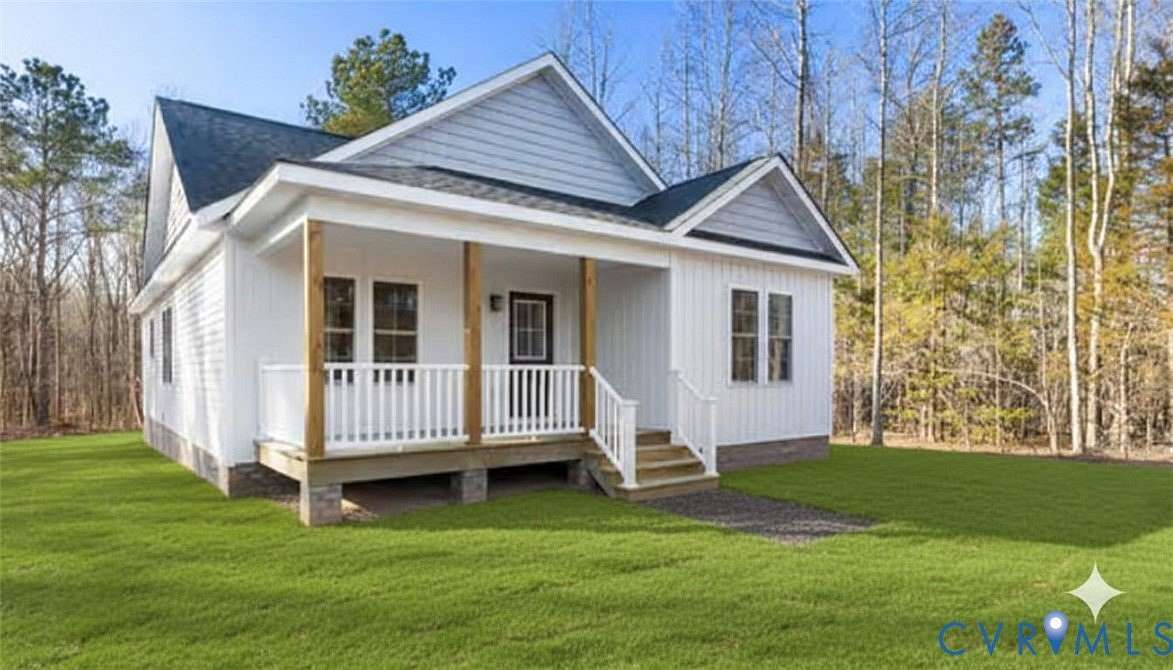 2 Acres of Residential Land with Home for Sale in Cumberland, Virginia