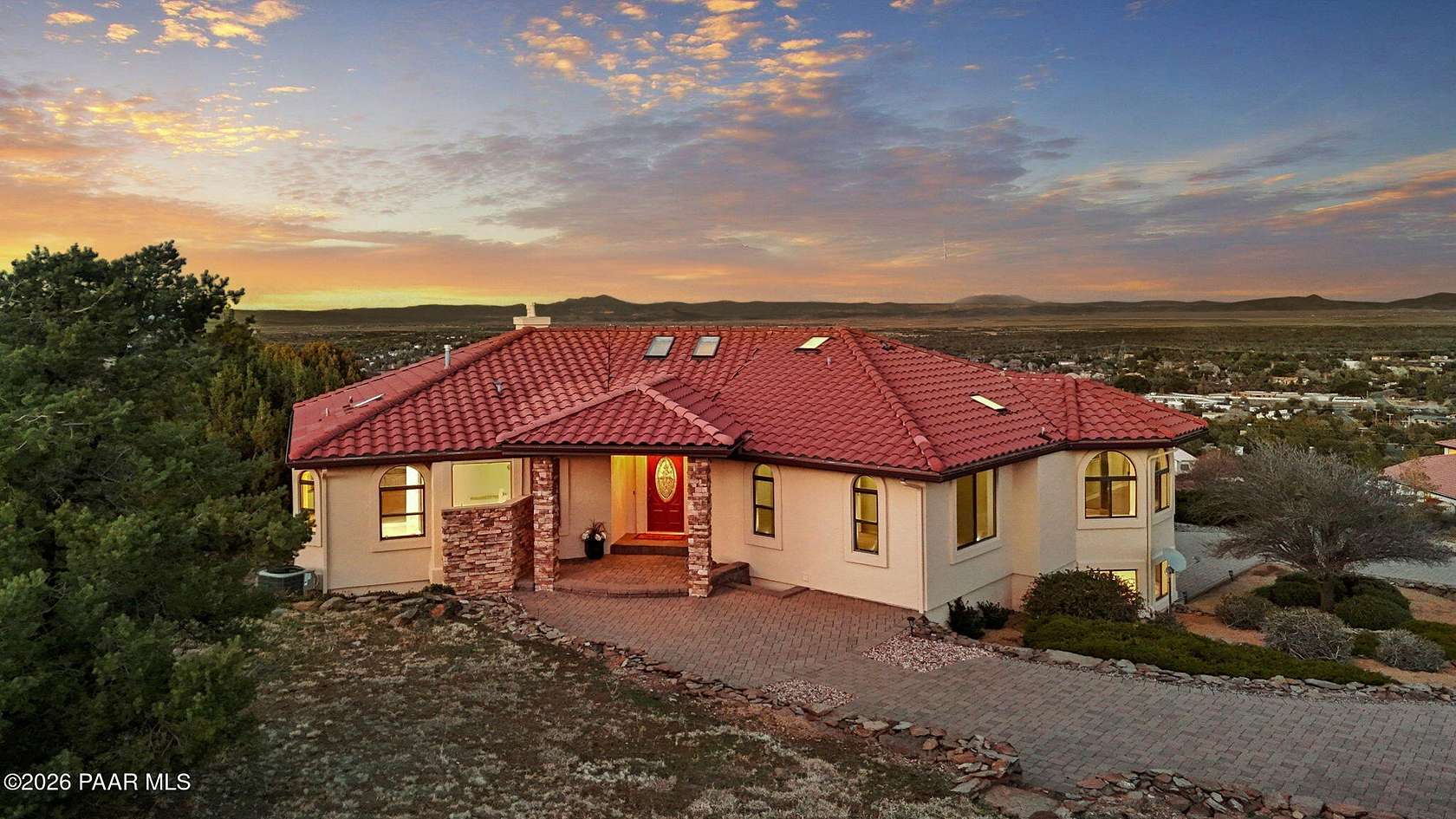 2.37 Acres of Residential Land with Home for Sale in Prescott, Arizona