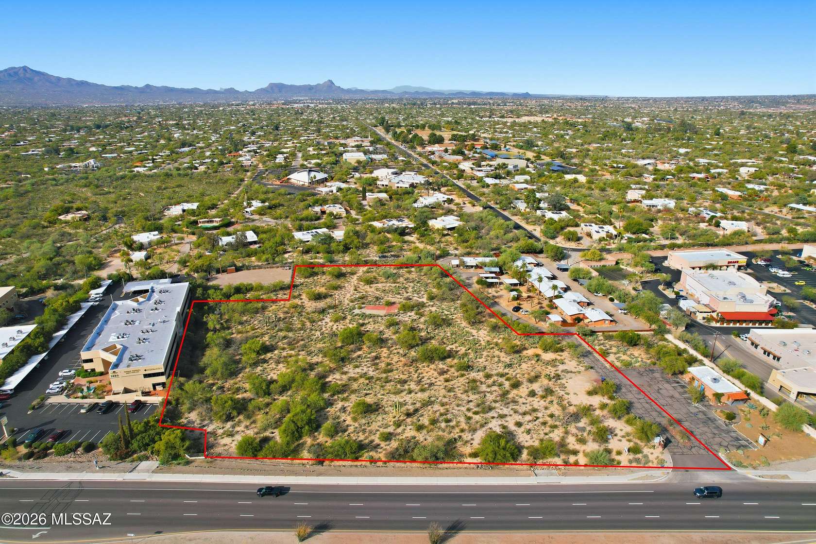 4.39 Acres of Mixed-Use Land for Sale in Oro Valley, Arizona