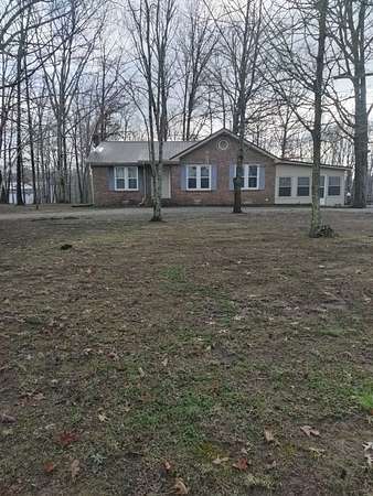 5.2 Acres of Land with Home for Sale in Hohenwald, Tennessee
