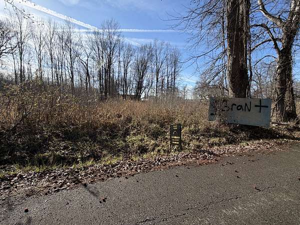 1.26 Acres of Residential Land for Sale in Clarksville, Tennessee