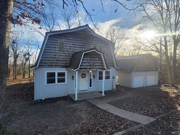 4.5 Acres of Residential Land with Home for Sale in Cabool, Missouri