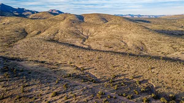 13 Acres of Agricultural Land for Sale in Kingman, Arizona
